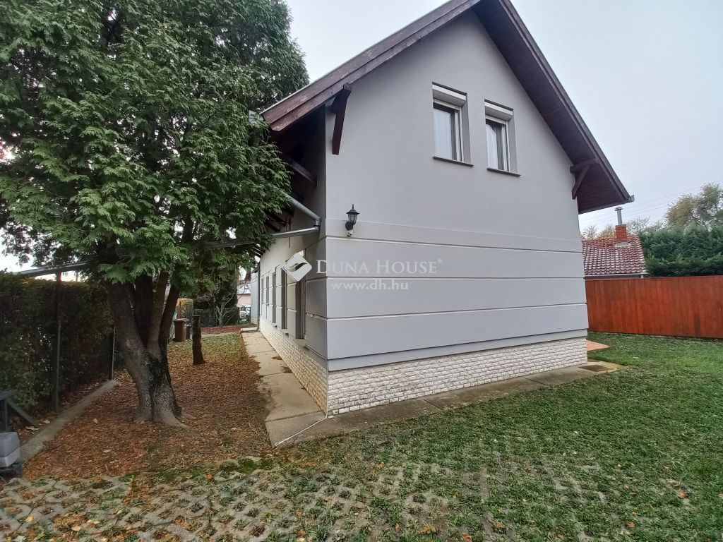 Eladó ház, Pécs