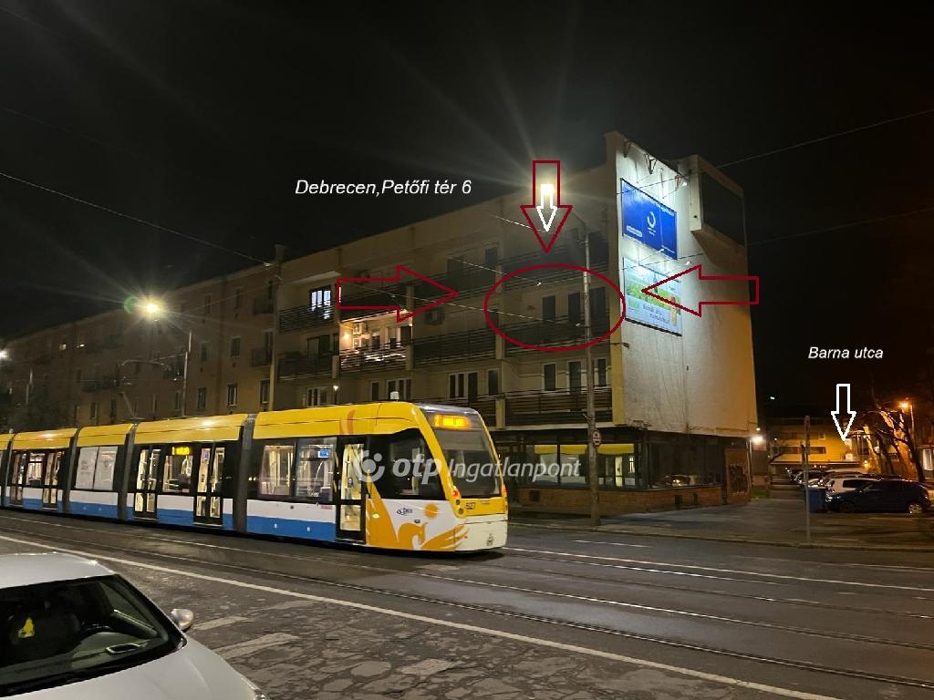 Eladó Lakás Tégla Debrecen Petőfi tér Belváros 2 emelet